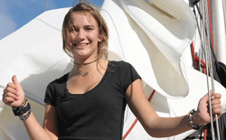 Laura Dekker är yngsta jorden-runt-seglaren.