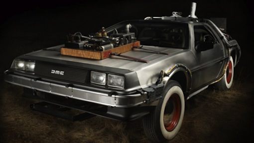 DeLorean tillbaka till framtiden.