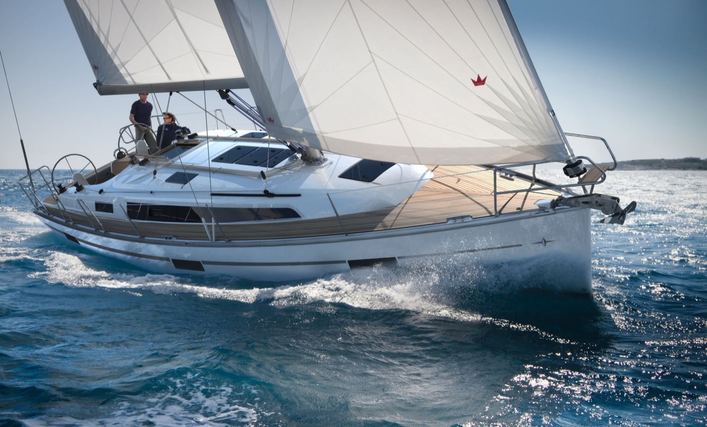 batar_segelbatar_2013_Bavaria_37_Cruiser_Bildspel_Bavaria_Cruiser_37_sailing
