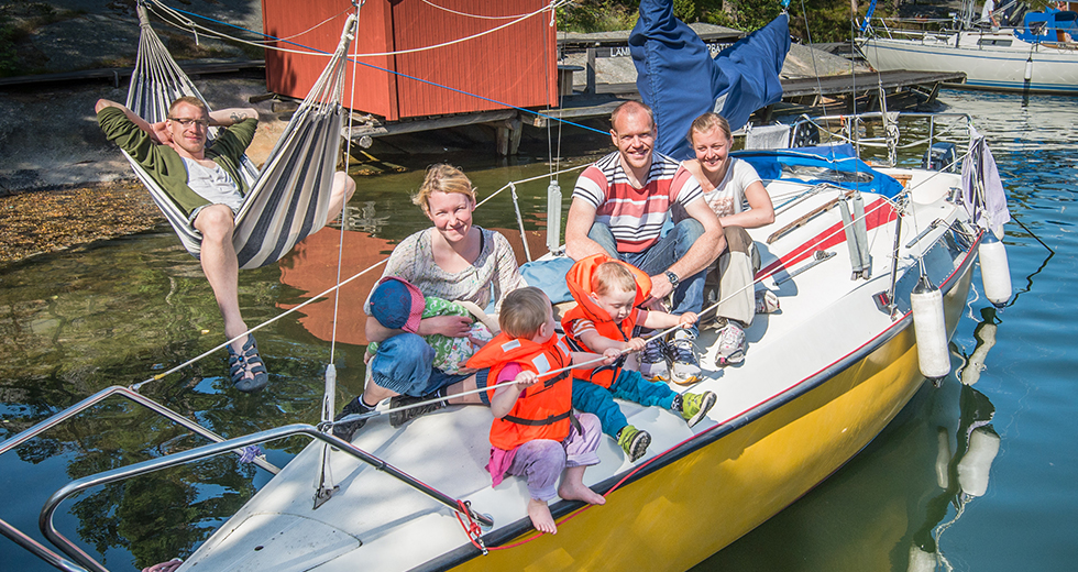 Reportage_2015_UpptackBatlivet_BarnfamiljSegel_Ingang_upptack_batlivet_segelbatsfamilj_puffbild_hamnen