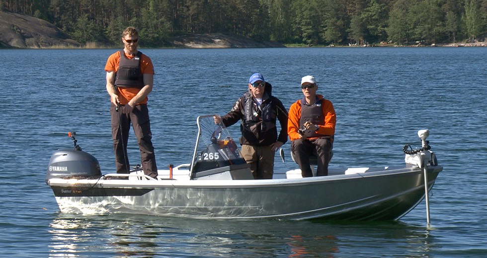 Reportage_2015_Upptacktsresan_-_till_finland_med_finlandsbat_150608_-_Buster_S_Fish_puffbild_fiskebat_hamnen