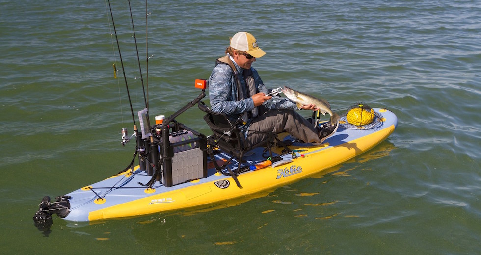Vattensport_2015_HobieMirage_Ingang_i11S-action-fishing-Morgan-Pelee-Walleye-topview-lg_jpg_1600x1600__generated