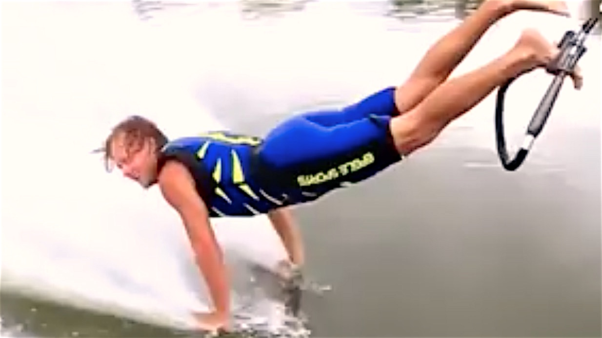 Vattensport_2016_Barfota_Ingang_BarfotaIngangGaller Vattensport_2016_Barfota_Ingang_BarfotaIngangGaller