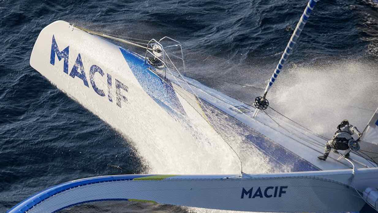 racing_havskappsegling_2016_Macif_Ingang_MacifRekordIngang