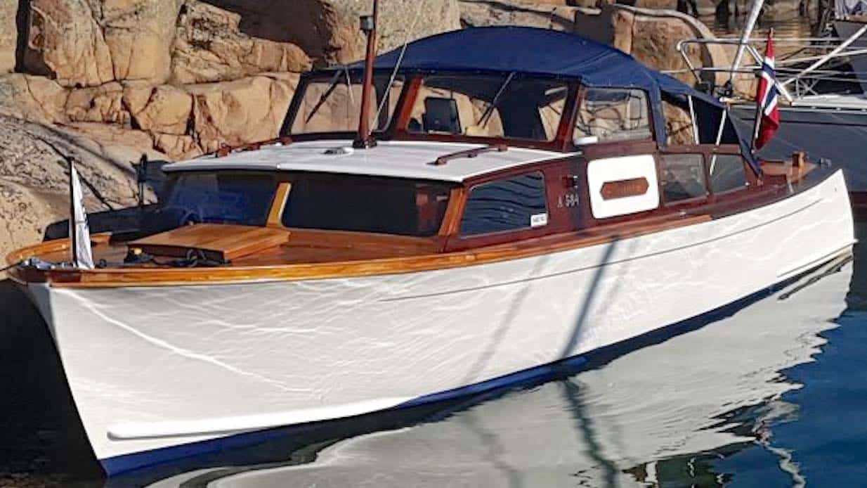 23 SVANEN puff