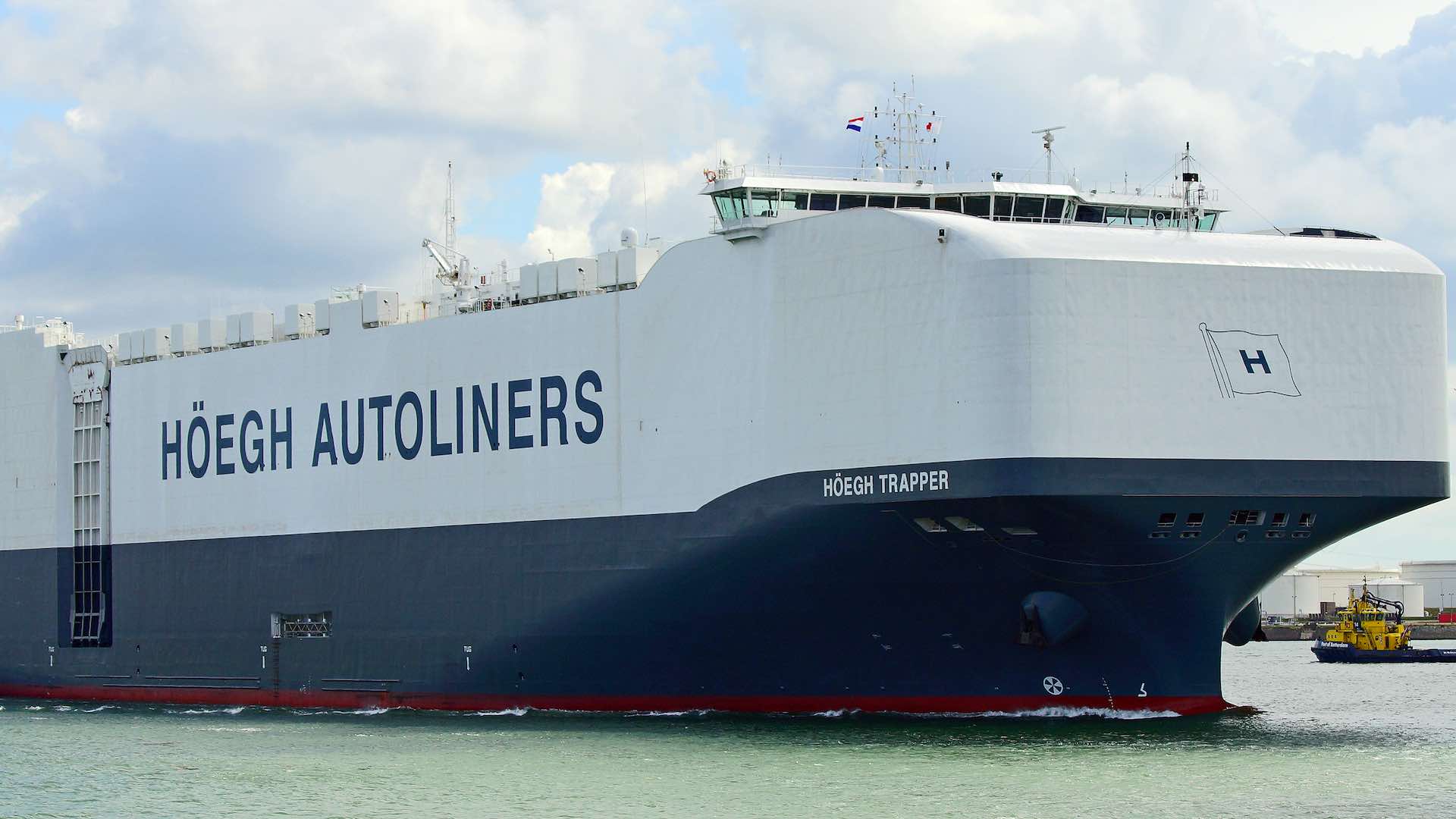 Hoegh Trapper worlds biggest cargo ship for cars
