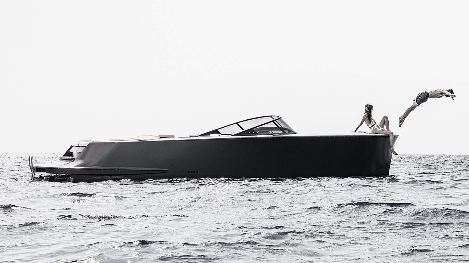 Vita Yachts9 puff