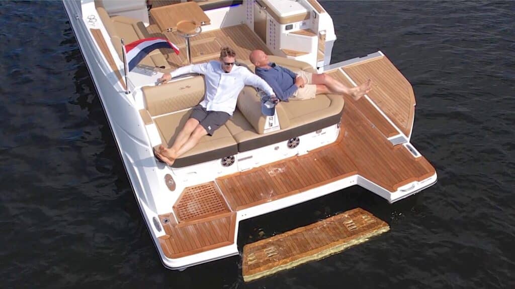 Sea Ray 400 SLX bad 1