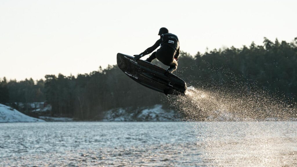 Wakeboarding-utan-bat