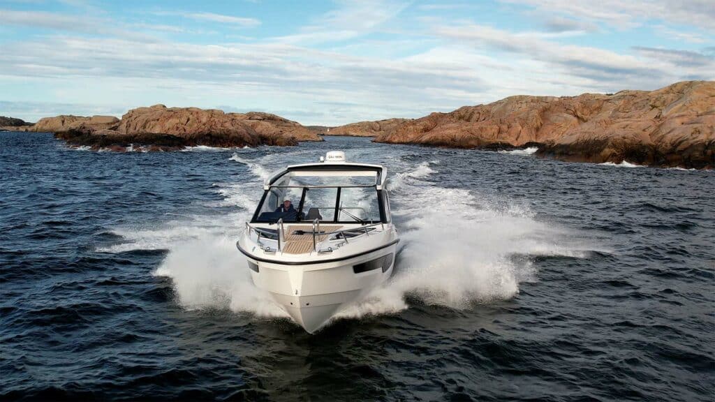 Finnmaster_T9_ST_front