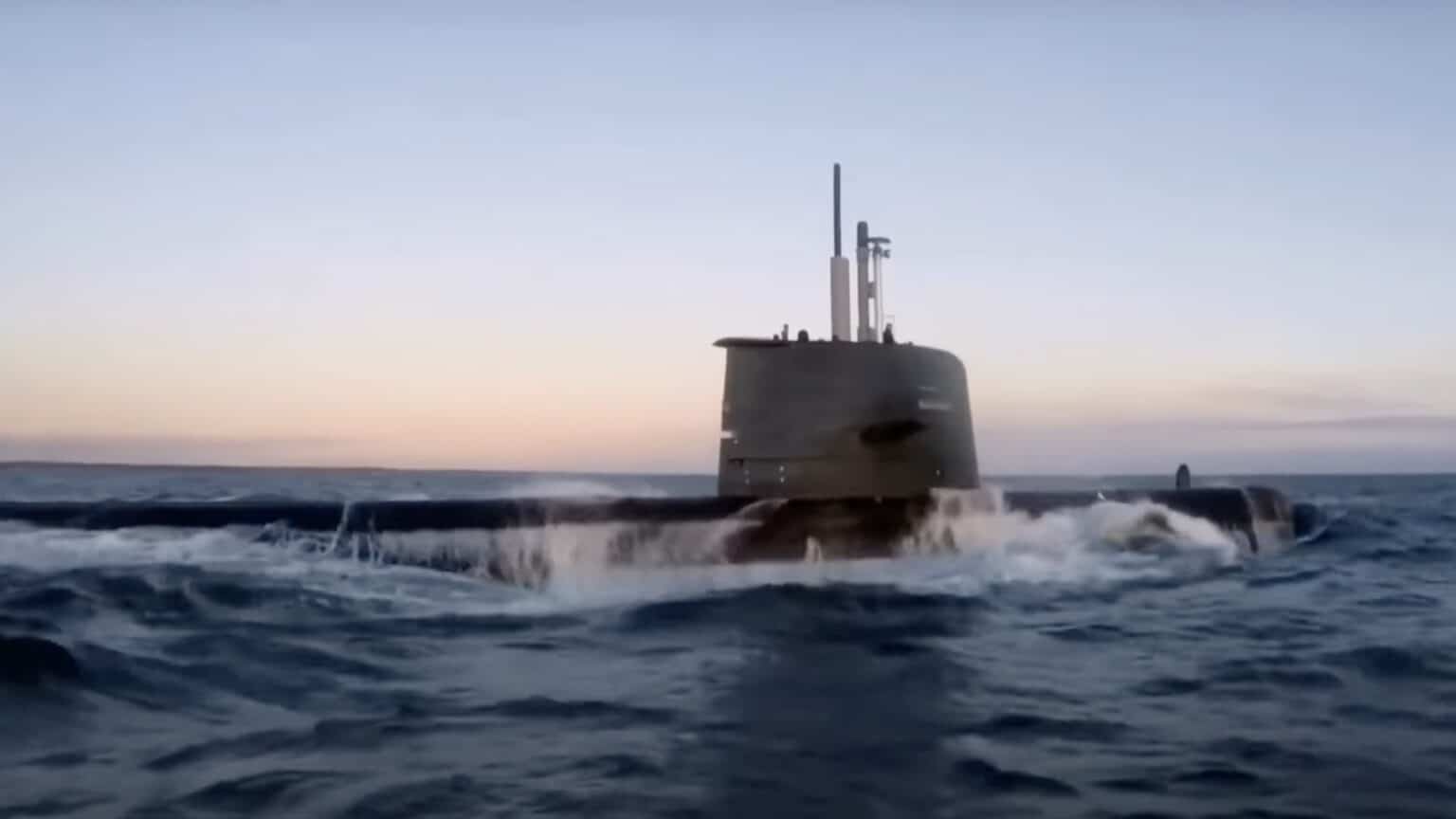HMS_Gotland_ytlage