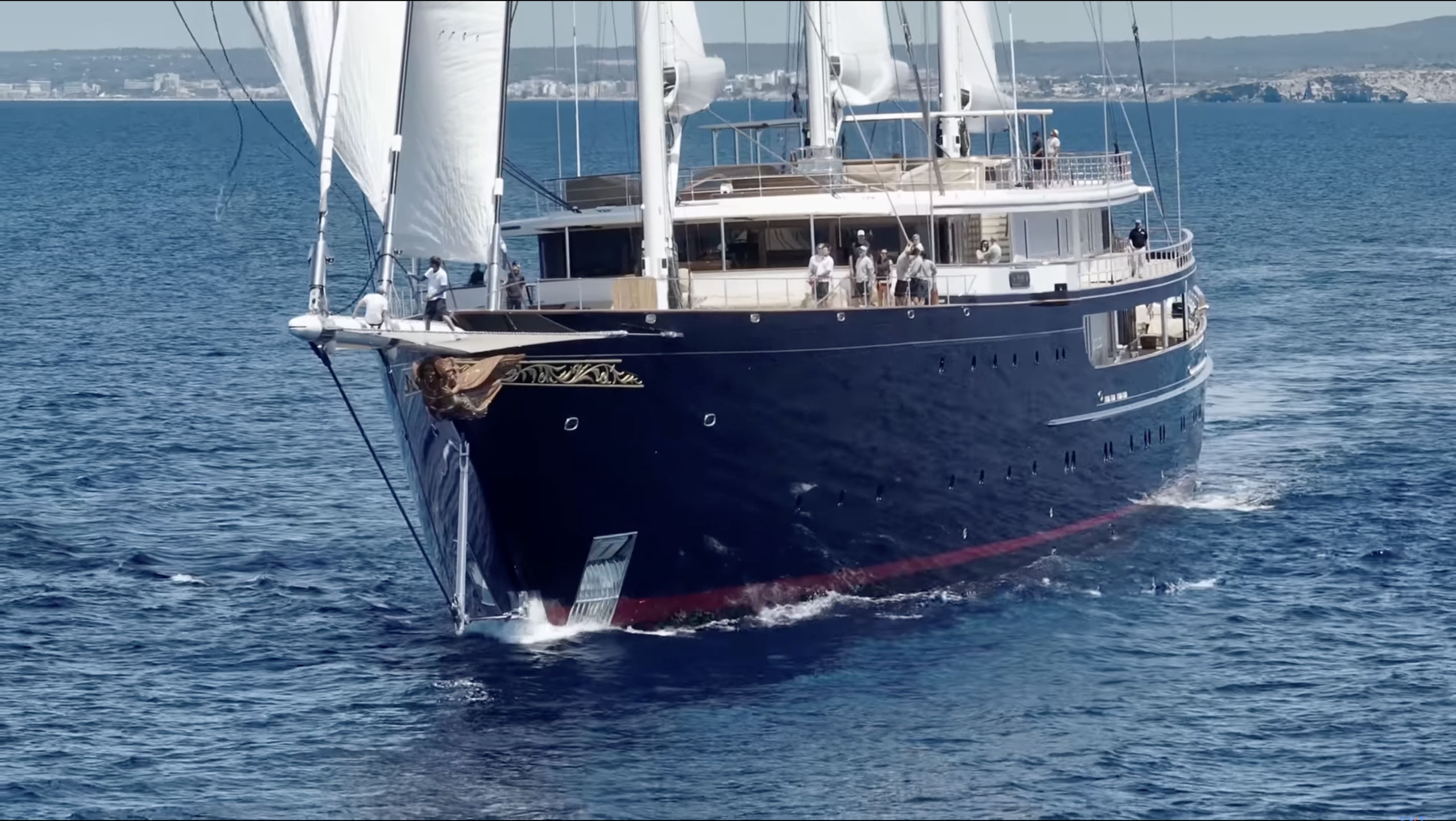 Bezos nya miljardjakt siktad i Mallorca! | Hamnen.se Jeff-Bezos-koru-yacht