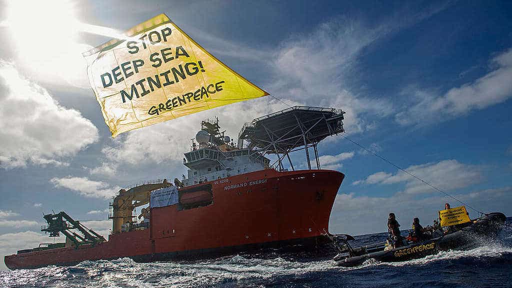 Protest-mot-gruvdrift-pa-havsbottnen
