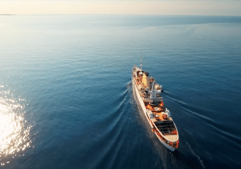 ChristinaO-triangleofsadness-superyacht-lyxyacht3