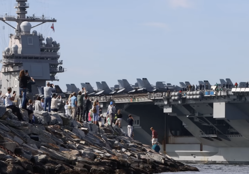 USS-Gerald-R-Ford-Hangarfartyg