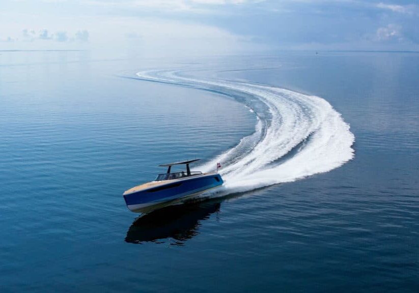 X-Yachts-motorbat-X-Power-test