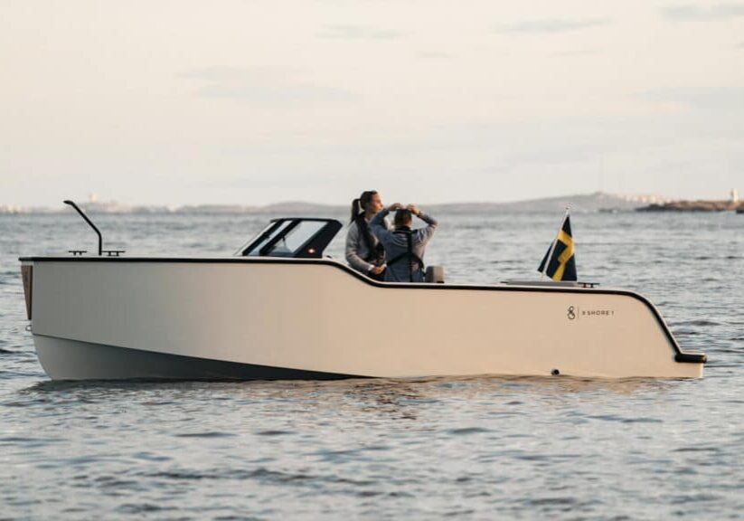 Electric-boat-X-Shore-1